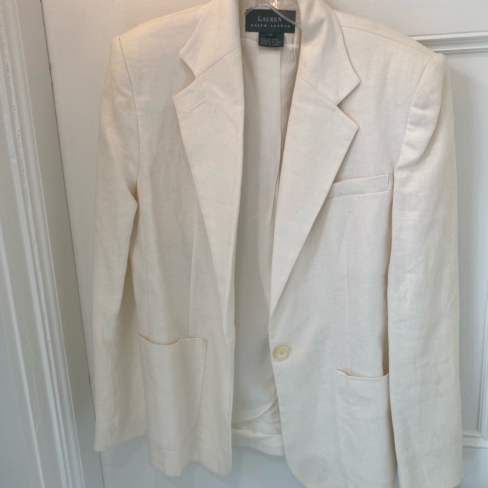 NWOT Ralph Lauren blazer size 6, but fits like 8